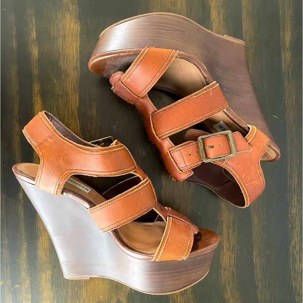 STEVE MADDEN brown leather wedges 🤎